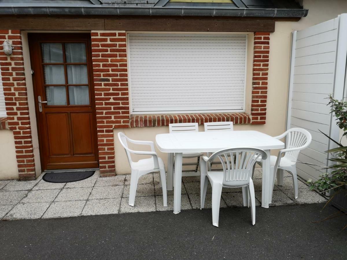 Maisons de charme à Étretat Esterno foto